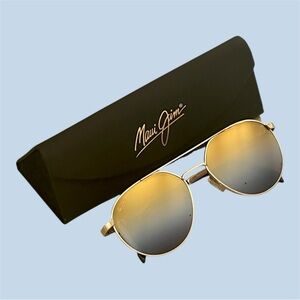 Maui Jim Waterfront Gold Frame with Gradient Lenses